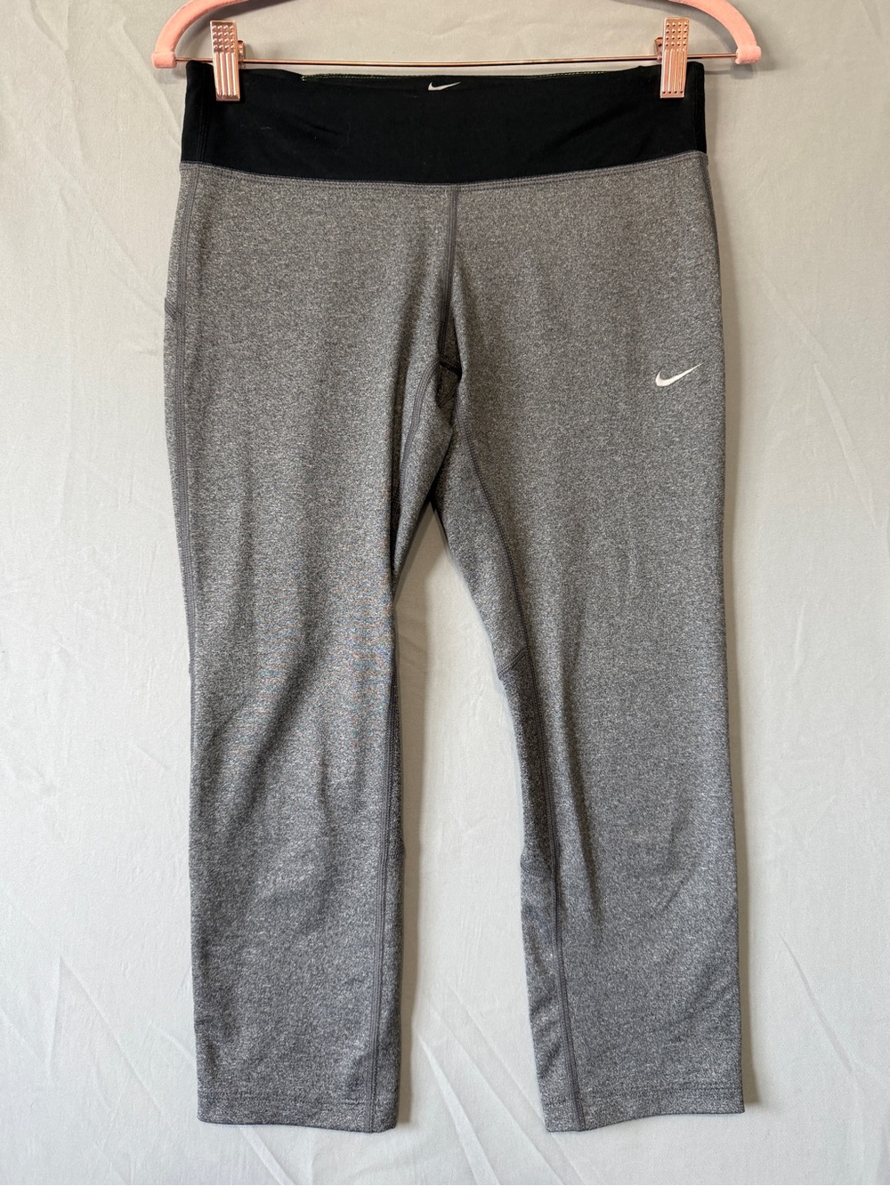Nike Womens Dri-Fit Cropped Leggings Size S Grey Logo Gym Workout Yoga Running